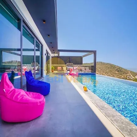 Villa Medellin